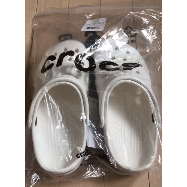 crocs(クロックス)の新品❗️crocs クロックス バヤ クロッグ  ホワイト 23cm レディースの靴/シューズ(サンダル)の商品写真