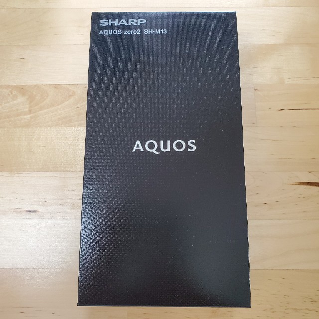 AQUOS(アクオス)のSHARP AQUOS ZERO 2 SH-M13 アストロブラック ほぼ新品 スマホ/家電/カメラのスマートフォン/携帯電話(スマートフォン本体)の商品写真