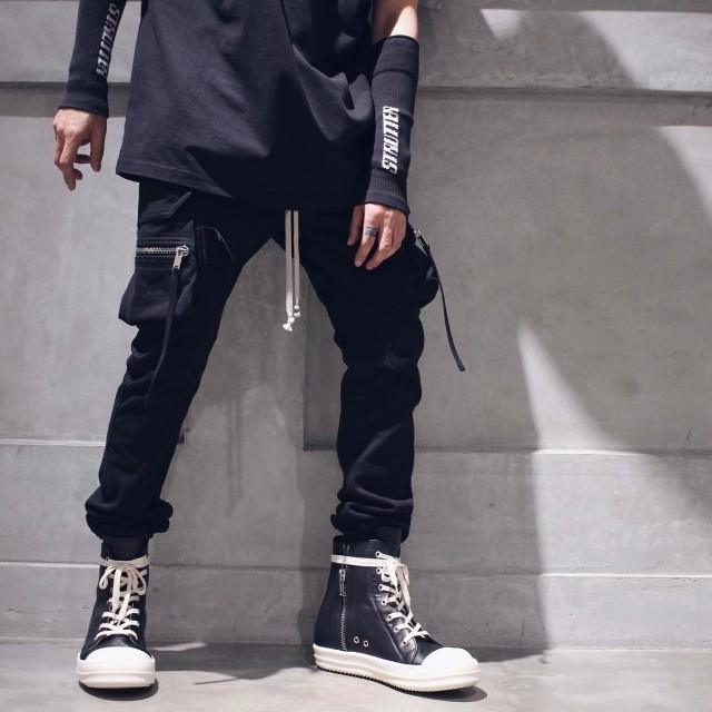 安い Rick Owens - rick owens 17ss カーゴジョグ cargo jog 48の通販 ...