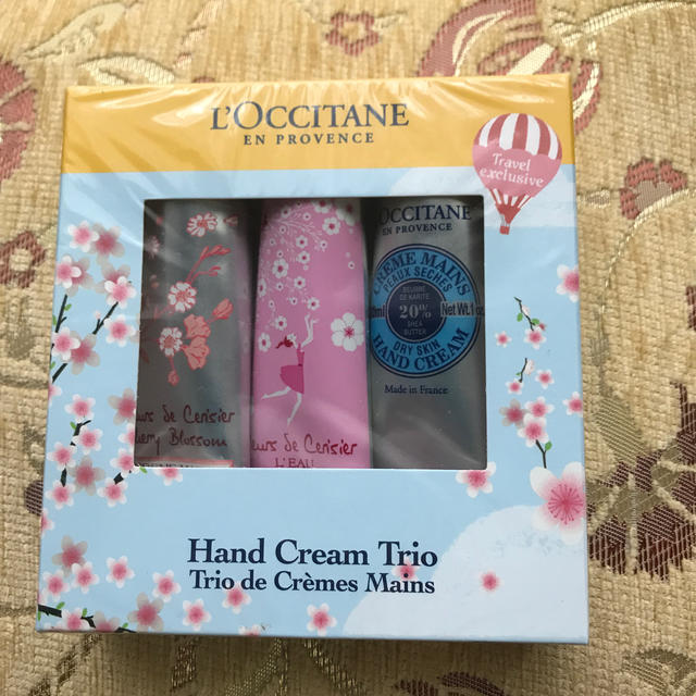 L'OCCITANE(ロクシタン)のロクシタン＊ハンドクリーム・3本セット コスメ/美容のボディケア(ハンドクリーム)の商品写真