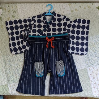 袴風　ロンパース　サイズ80　靴下つき(和服/着物)