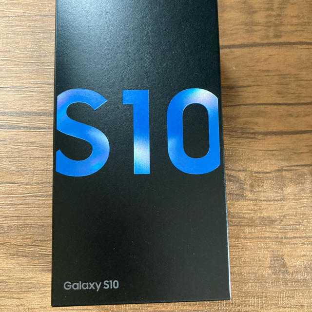 Galaxy(ギャラクシー)の【新品未使用】Galaxy S10 楽天モバイル対応 simフリー 128GB スマホ/家電/カメラのスマートフォン/携帯電話(スマートフォン本体)の商品写真