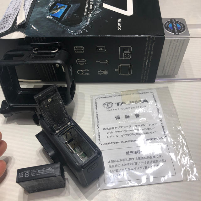 GoPro(ゴープロ)のgopro hero7 black ジャンク　CHDHX-701-FW  スマホ/家電/カメラのカメラ(ビデオカメラ)の商品写真