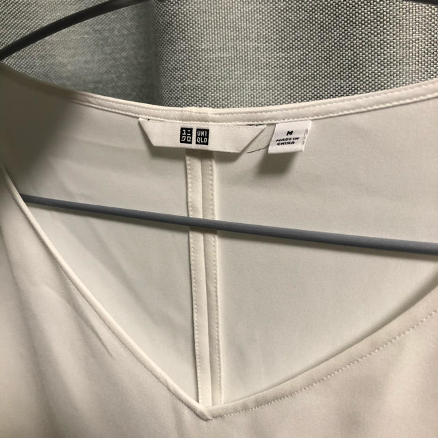 UNIQLO(ユニクロ)の[お値下げ] ユニクロ ブラウス レディースのトップス(シャツ/ブラウス(長袖/七分))の商品写真