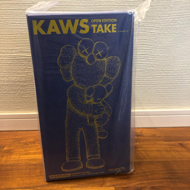 エンタメ/ホビーKAWS TAKE BLUE カウズ　フィギュア　MEDICOM TOY