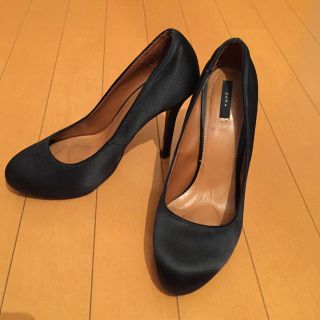 ザラ(ZARA)のお値下げ☆ZARA サテン美脚パンプス(ハイヒール/パンプス)