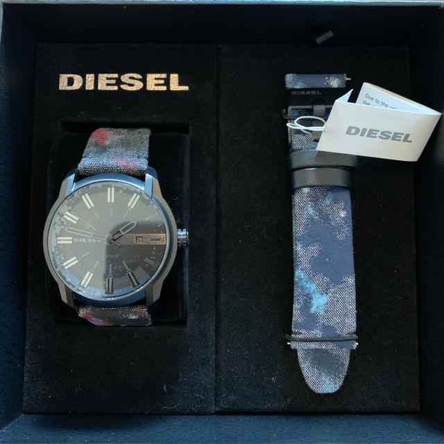 DIESEL(ディーゼル)のDIESEL 腕時計【未使用品】 メンズの時計(腕時計(アナログ))の商品写真