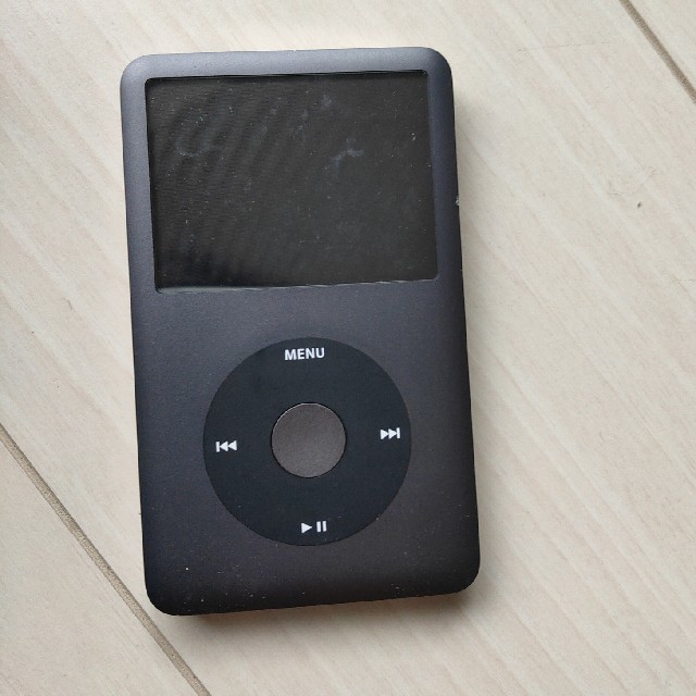 Apple(アップル)のiPod classic 160GB スマホ/家電/カメラのオーディオ機器(ポータブルプレーヤー)の商品写真