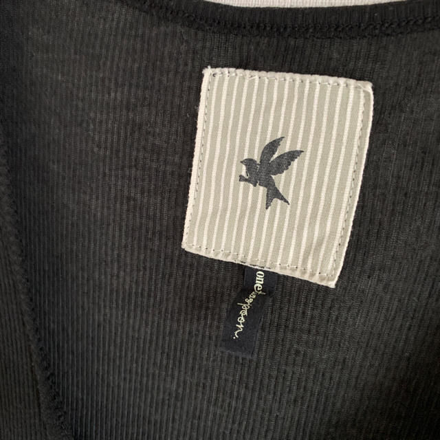American Eagle(アメリカンイーグル)のAmerican Eagle ロンT ブラック レディースのトップス(Tシャツ(長袖/七分))の商品写真
