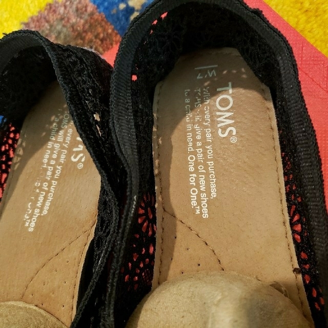 TOMS(トムズ)のTOMS shoes  7 lace 　レース　透ける 　スニーカー レディースの靴/シューズ(スニーカー)の商品写真