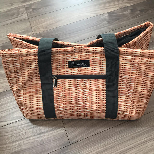 バカンスクーラー 保冷バック エコバッグの通販 by shop|ラクマ
