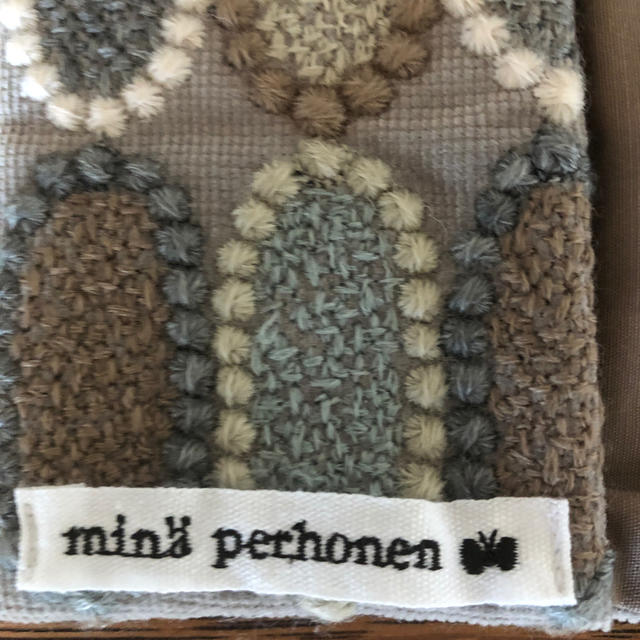 mina perhonen(ミナペルホネン)のmina perhonenブックカバー　ミナペルホネン ハンドメイドの文具/ステーショナリー(ブックカバー)の商品写真