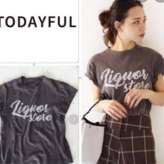 トゥデイフル(TODAYFUL)のトゥデイフル　ダメージTシャツ　ロゴ　　ロンハーマン(Tシャツ(半袖/袖なし))