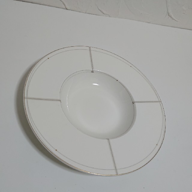 NARUMI(ナルミ)のナルミ 皿 5枚セット NARUMI インテリア/住まい/日用品のキッチン/食器(食器)の商品写真