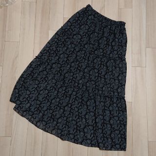 ユニクロ(UNIQLO)のUSED//ユニクロ ボタニカル ティアード シフォンスカート(ロングスカート)