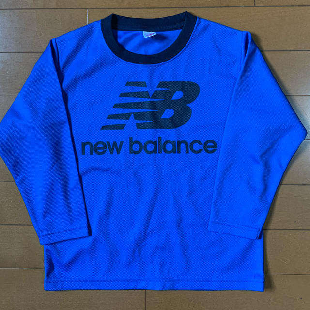 New Balance(ニューバランス)のキッズ　ニューバランス　長Tシャツ　110cm キッズ/ベビー/マタニティのキッズ服男の子用(90cm~)(Tシャツ/カットソー)の商品写真