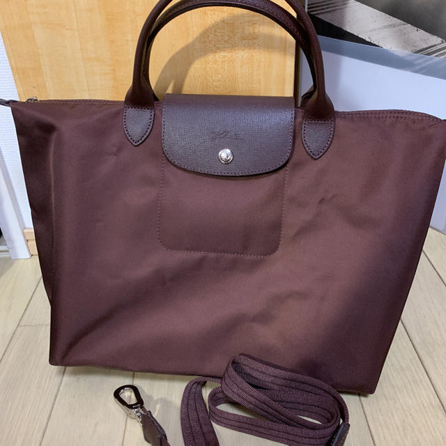 LONGCHAMP(ロンシャン)のロンシャン ルプリアージュ ネオ　ブラウン　M レディースのバッグ(トートバッグ)の商品写真