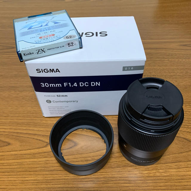 SIGMA(シグマ)のSIGMA 30mm F1.4 DC DN SONY E-mount スマホ/家電/カメラのカメラ(レンズ(単焦点))の商品写真