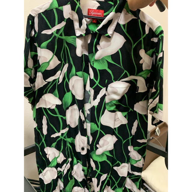 Supreme(シュプリーム)のsupreme Lily rayon shirt Mサイズ メンズのトップス(シャツ)の商品写真