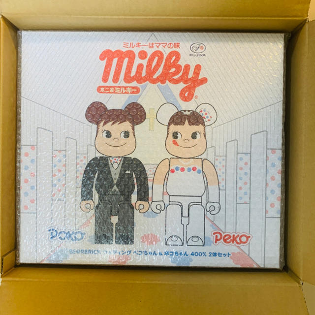 キャラクターグッズBE@RBRICK ウェディング ペコちゃん & ポコちゃん 400％