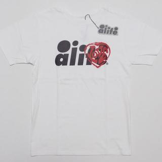 エーライフ(ALIFE)の《ALIFE》エーライフ ロゴプリント×LOVETシャツ ホワイト M (97)(Tシャツ/カットソー(半袖/袖なし))