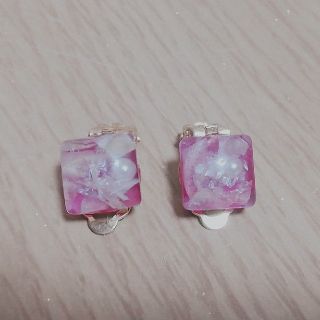 ハンドメイド　イヤリング(イヤリング)