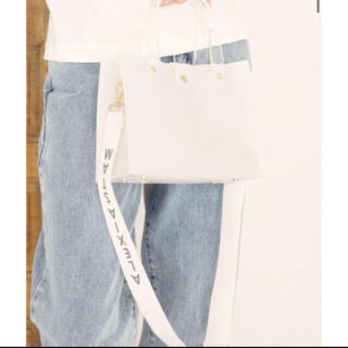 アリシアスタン(ALEXIA STAM)のClear Handle Logo Shoulder Bag White (ショルダーバッグ)