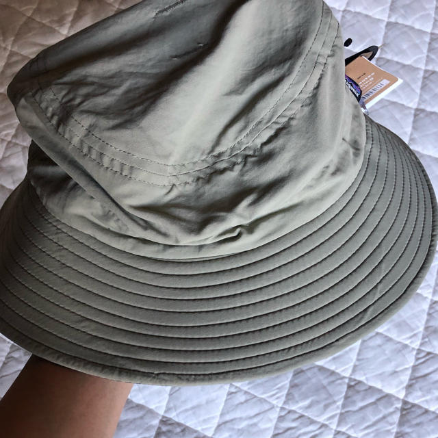 patagonia(パタゴニア)の【未使用・送料込】patagonia サーフブリム Surf Brim SHLE スポーツ/アウトドアのスポーツ/アウトドア その他(サーフィン)の商品写真