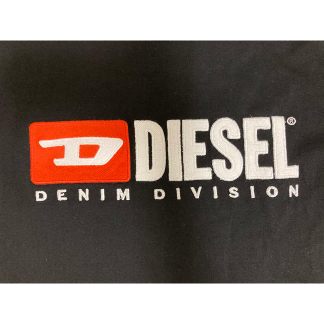 DIESEL(ディーゼル)のDIESEL メンズロゴTシャツ メンズのトップス(Tシャツ/カットソー(半袖/袖なし))の商品写真