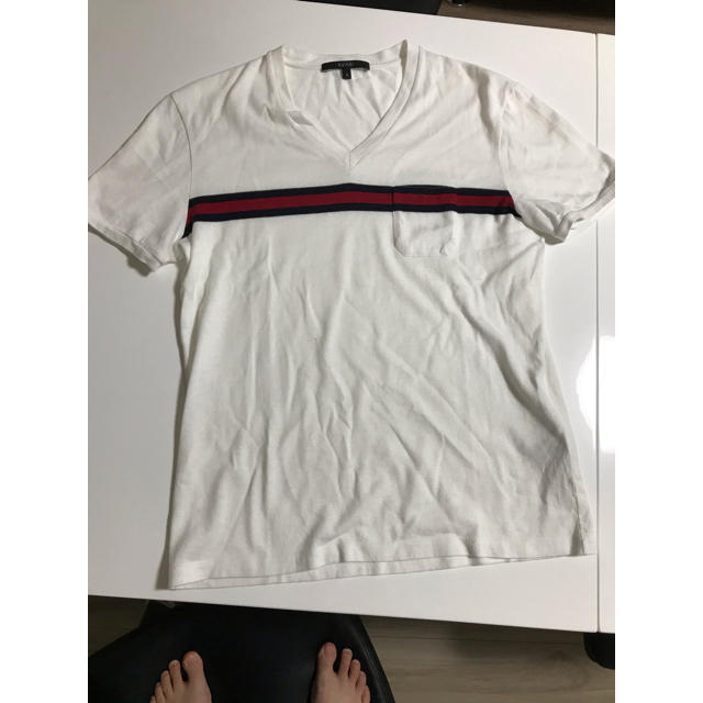 Gucci(グッチ)のGUCCI グッチ　本物　Vネックライン　Tシャツ　S メンズのトップス(Tシャツ/カットソー(半袖/袖なし))の商品写真