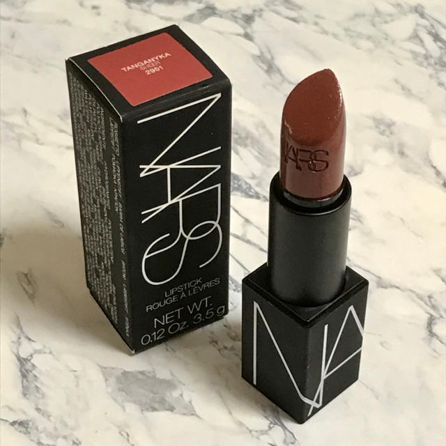 NARS(ナーズ)のNARS リップスティック 2951 TANGANYKA コスメ/美容のベースメイク/化粧品(口紅)の商品写真