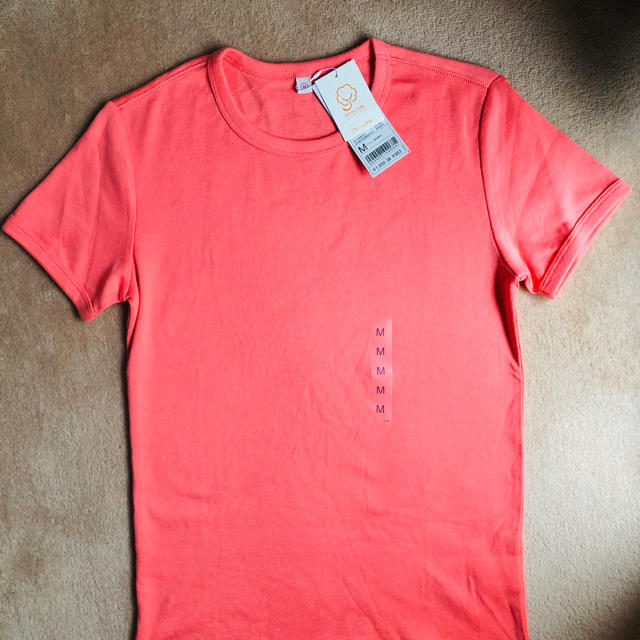 UNIQLO(ユニクロ)のユニクロ　Tシャツ 半袖　M 綿100 レディースのトップス(Tシャツ(半袖/袖なし))の商品写真