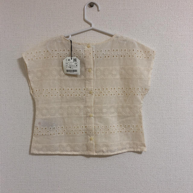 ZARA KIDS(ザラキッズ)のザラキッズ　ブラウス　トップス　新品タグ付き キッズ/ベビー/マタニティのキッズ服女の子用(90cm~)(ブラウス)の商品写真