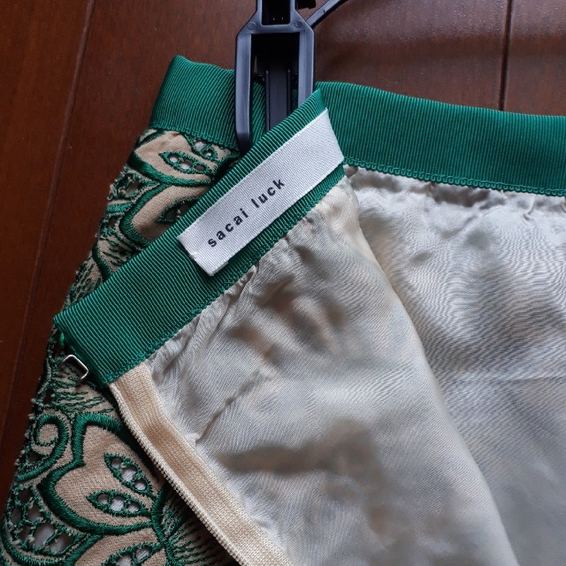 sacai luck(サカイラック)のサカイ ラック スカート レディースのスカート(ひざ丈スカート)の商品写真