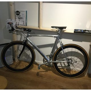 キャノンデール(Cannondale)のキャノンデールr750(自転車本体)