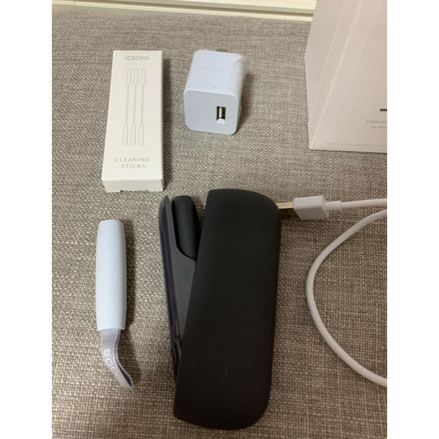 IQOS(アイコス)のiQOS3 本体 ブラック メンズのファッション小物(タバコグッズ)の商品写真