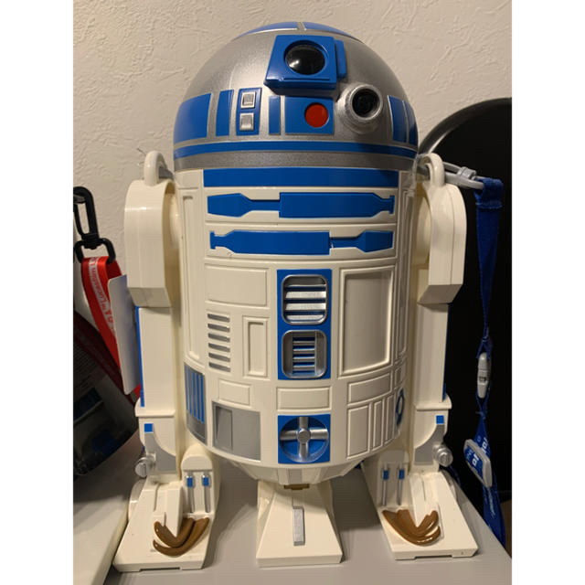 Disney(ディズニー)のgocha様専用　R2-D2 エンタメ/ホビーのおもちゃ/ぬいぐるみ(キャラクターグッズ)の商品写真