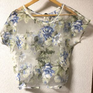 グレイル(GRL)の◎【新品・タグ付き】GRL　レディース　花柄シースルートップス(カットソー(半袖/袖なし))