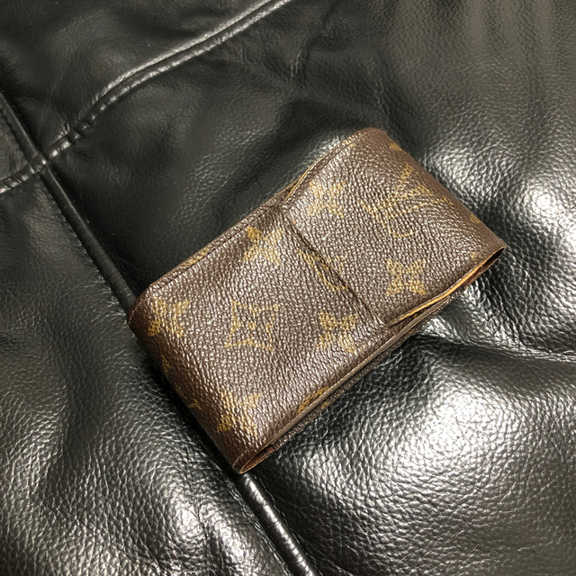 LOUIS VUITTON(ルイヴィトン)の限定値引き‼️LOUIS VUITTON シガレットケース メンズのファッション小物(タバコグッズ)の商品写真