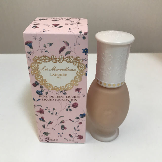 Les Merveilleuses LADUREE(レメルヴェイユーズラデュレ)のレ　メルヴェイユーズ　ラデュレ　リクイドファンデーション コスメ/美容のベースメイク/化粧品(ファンデーション)の商品写真