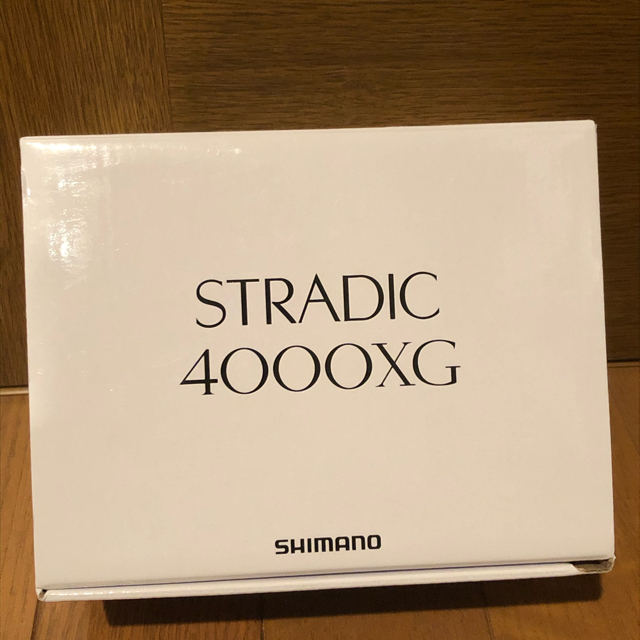 格安通販 SHIMANO - 新品 シマノ ストラディック 4000XGの通販 by あどびの店｜シマノならラクマ 低価人気