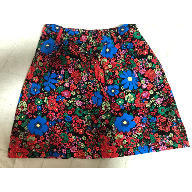 WEGO(ウィゴー)の前ボタンハナガラAラインスカート レディースのスカート(ミニスカート)の商品写真