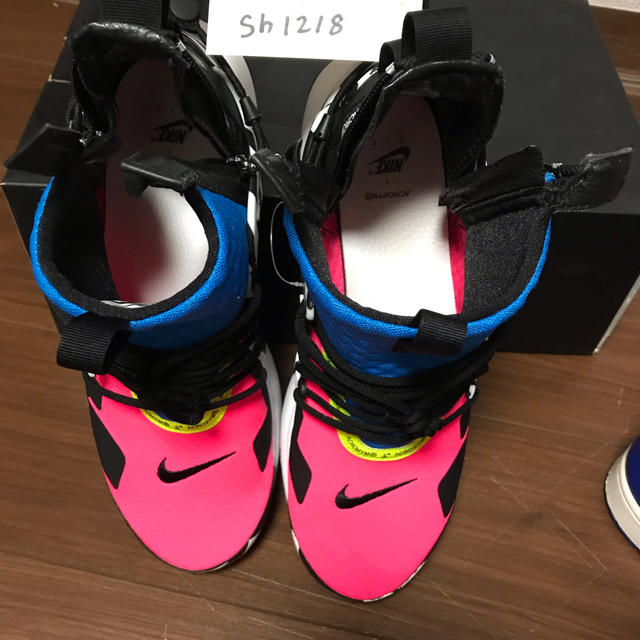 NIKE(ナイキ)のAIR PRESTO MID/ACRONYM メンズの靴/シューズ(スニーカー)の商品写真