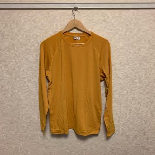 ユニクロ(UNIQLO)のUNIQLO U Tシャツ　イエロー(Tシャツ/カットソー(七分/長袖))