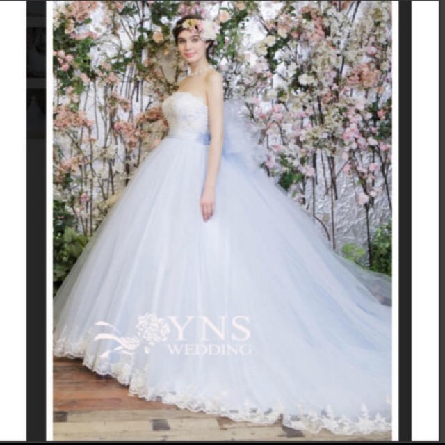 marin様 yns wedding オフホワイトドレス トレーン・パニエ付き marin様 yns wedding オフホワイトドレス トレーン・パニエ付き