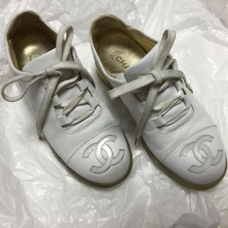 シャネル(CHANEL)のFrilにだけ特別価格←CCレザー👟(スニーカー)