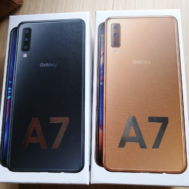 GalaxyA7 ブラックとゴールド 64 GB 値下げ！！