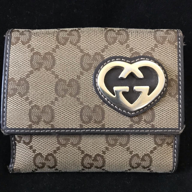 Gucci - GUCCI グッチ GGキャンバス×レザー ハートモチーフ コンパクト