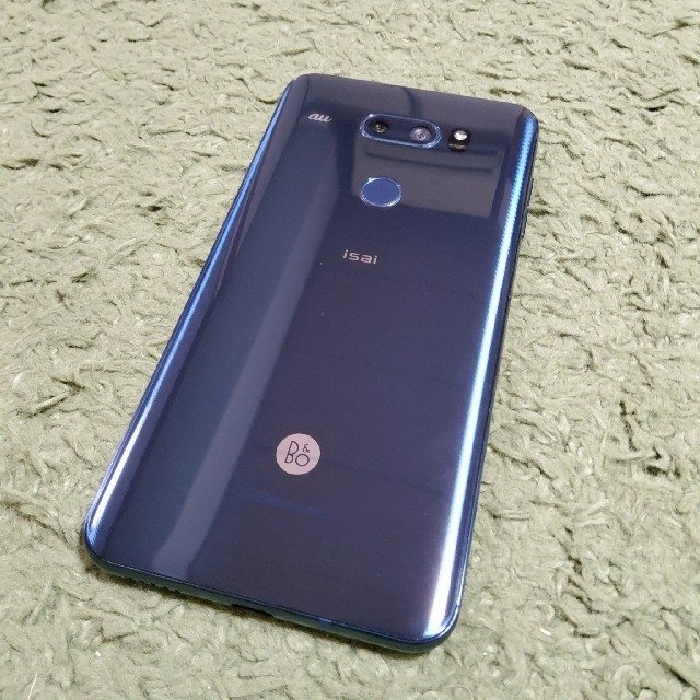 LG Electronics(エルジーエレクトロニクス)のisai V30+ LGV35 au 本体のみ スマホ/家電/カメラのスマートフォン/携帯電話(スマートフォン本体)の商品写真