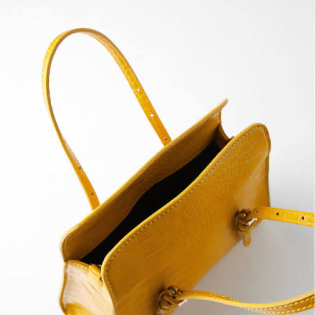 ZARA(ザラ)のZARAアニマル柄ショルダーバッグハンドバッグ レディースのバッグ(ハンドバッグ)の商品写真